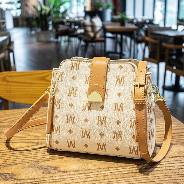 evening bags full part cow leatehr bag 2021 fashion single shoulder messenger ladies fashionable purses and handbags sac luxe femme
evening bags full part cow leatehr bag 2021 fashion single shoulder messenger ladies fashionable purses and handbags sac luxe femme