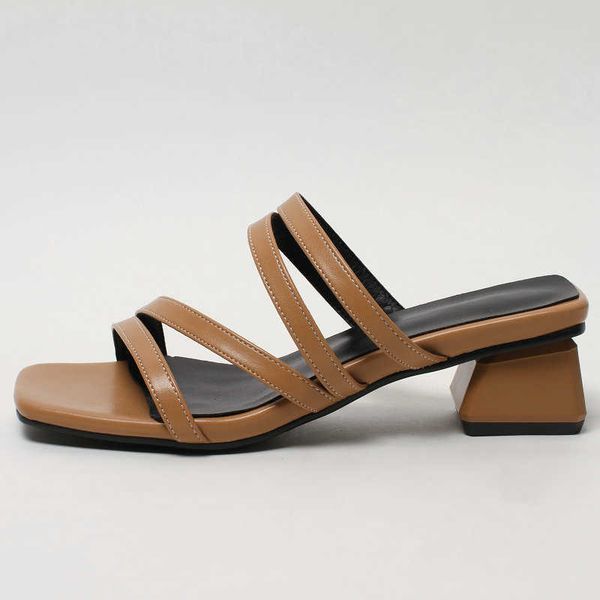 zawsthia classic solid color black brown 4cm chunky middle heels woman's shoes summer slides sandals big size 40 41 women mules 210611
zawsthia classic solid color black brown 4cm chunky middle heels woman's shoes summer slides sandals big size 40 41 women mules 210611