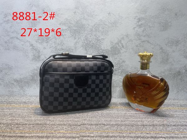 luxurys designeres women bag shoulder bags handbag famous high quanlity specially designed for men letter print handbags
luxurys designeres women bag shoulder bags handbag famous high quanlity specially designed for men letter print handbags