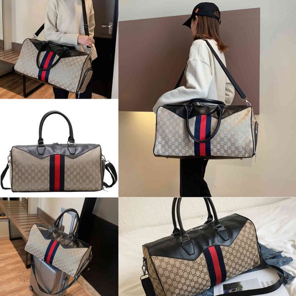 design winter new high-capacity travel bag fashion sports portable sling shoulder bag short distance travel purses outlet
design winter new high-capacity travel bag fashion sports portable sling shoulder bag short distance travel purses outlet
