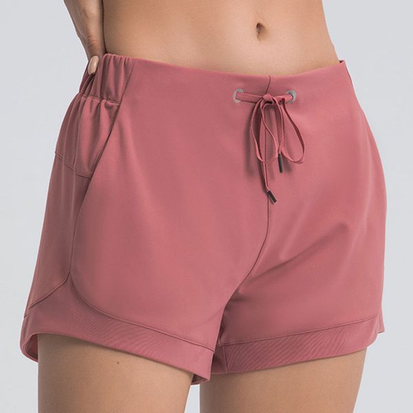 l2022 yoga short pants women casual sports shorts nake-feeling running sweatpants solid color girls exercise fi wear with cinchable
l2022 yoga short pants women casual sports shorts nake-feeling running sweatpants solid color girls exercise fi wear with cinchable