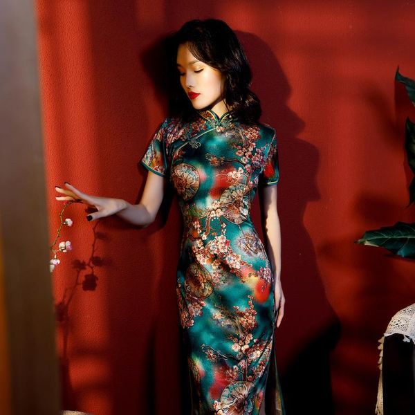 2021 new spring/summer cheongsam women's silk-like printing dripping collar atmospheric self-cultivation long dress b430, Red
2021 new spring/summer cheongsam women's silk-like printing dripping collar atmospheric self-cultivation long dress b430, Red