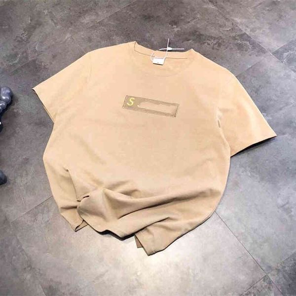 2022 factory wholesale new high version spring / summer women's three-dimensional gold embroidered letters short sleeve loose casual co, White
2022 factory wholesale new high version spring / summer women's three-dimensional gold embroidered letters short sleeve loose casual co, White
