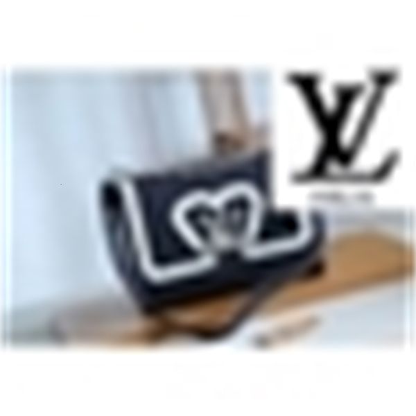 0z09 m54286 water ripple heart chain women bag women hand iconic handles shoulder bags tote cross body bag clutches, Blue;pink
0z09 m54286 water ripple heart chain women bag women hand iconic handles shoulder bags tote cross body bag clutches, Blue;pink
