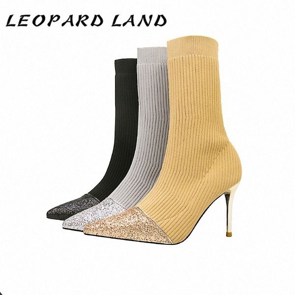 2020 autumn winter new womens boots stretch socks boots high heels knit skinny stiletto tube pointed bare zwm q731#, Black
2020 autumn winter new womens boots stretch socks boots high heels knit skinny stiletto tube pointed bare zwm q731#, Black
