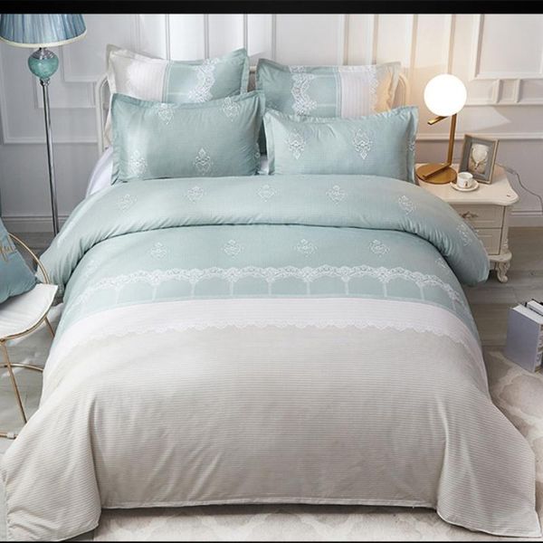 bedding sets /king size design set luxury duvet cover fitted patterned quilt pillowcase 3 piece without bed sheet
bedding sets /king size design set luxury duvet cover fitted patterned quilt pillowcase 3 piece without bed sheet