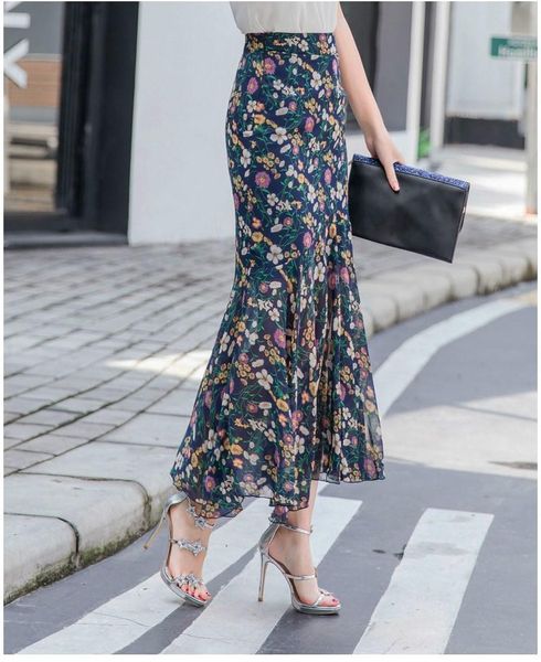 skirts 2021 casual women floral print long chiffon plus size bohemian ruffles high waist ankle-length, Black
skirts 2021 casual women floral print long chiffon plus size bohemian ruffles high waist ankle-length, Black