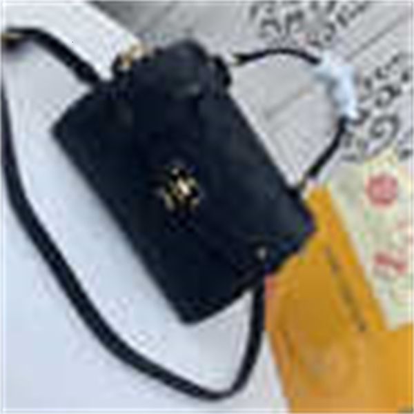 cross brand designer luxury m53941.53942. shoulder 53943 43866 the totes brand new one handle handbags bags iconic handles body b
cross brand designer luxury m53941.53942. shoulder 53943 43866 the totes brand new one handle handbags bags iconic handles body b