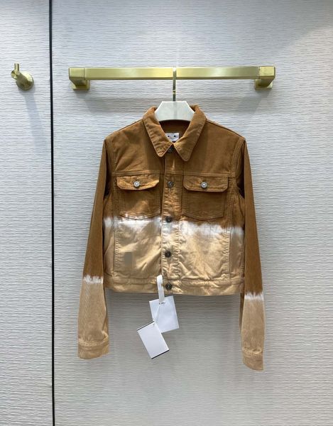 milan runway jackets 2021 autumn winter lapel neck long sleeve panelled women's designer coats brand same style outerwear 0830-2, Black;brown
milan runway jackets 2021 autumn winter lapel neck long sleeve panelled women's designer coats brand same style outerwear 0830-2, Black;brown