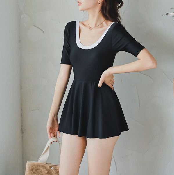 one piece swimsuit women 2021 new small fragrance one-piece swimsuit female half sleeve backless skirt spring
one piece swimsuit women 2021 new small fragrance one-piece swimsuit female half sleeve backless skirt spring