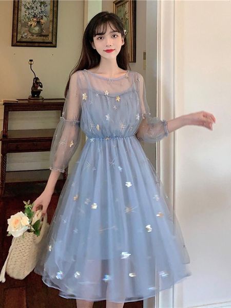 casual dresses summer dress women elegant lace fairy puff sleeve applique flowers voile whith lining designer middle 2021, Black;gray
casual dresses summer dress women elegant lace fairy puff sleeve applique flowers voile whith lining designer middle 2021, Black;gray