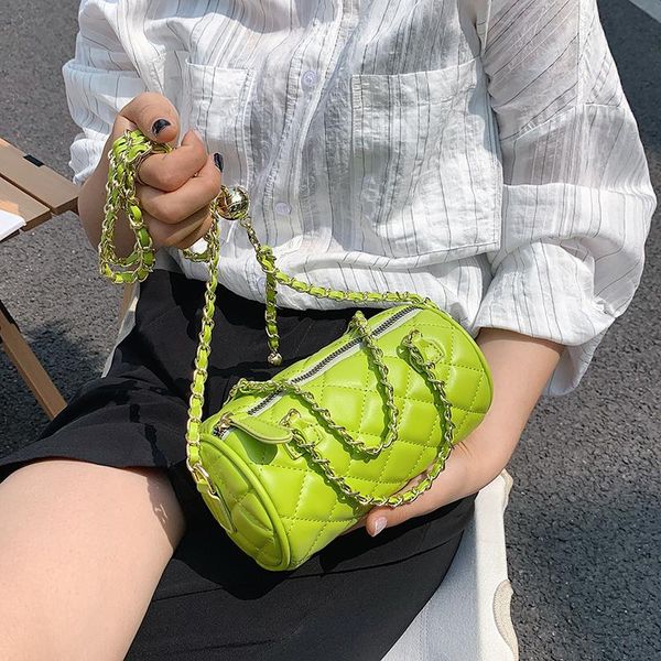 cross body barrel shape lingge mini pu leather bucket crossbody bags for women 2021 summer design female chain green shoulder handbags
cross body barrel shape lingge mini pu leather bucket crossbody bags for women 2021 summer design female chain green shoulder handbags