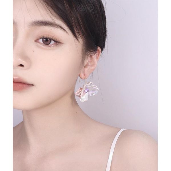 compact mirrors ymh reiki floating austrian crystal transparent flower french earrings.
compact mirrors ymh reiki floating austrian crystal transparent flower french earrings.