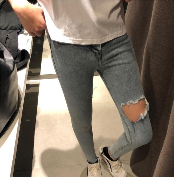 women's jeans straight pant streetwear vintage female high-waist hole bleached dm001, Blue
women's jeans straight pant streetwear vintage female high-waist hole bleached dm001, Blue