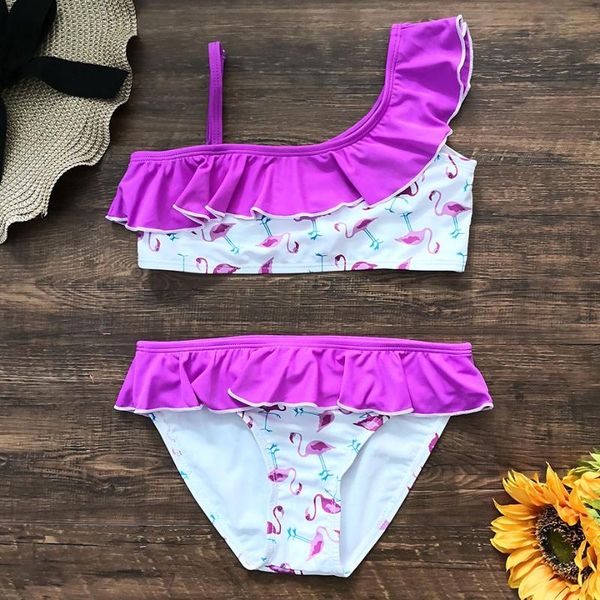 3-14 years baby girl swimsuit kids flamingo two piece children's swimwear falbala teenager girl bikini set girls bathing suits
3-14 years baby girl swimsuit kids flamingo two piece children's swimwear falbala teenager girl bikini set girls bathing suits