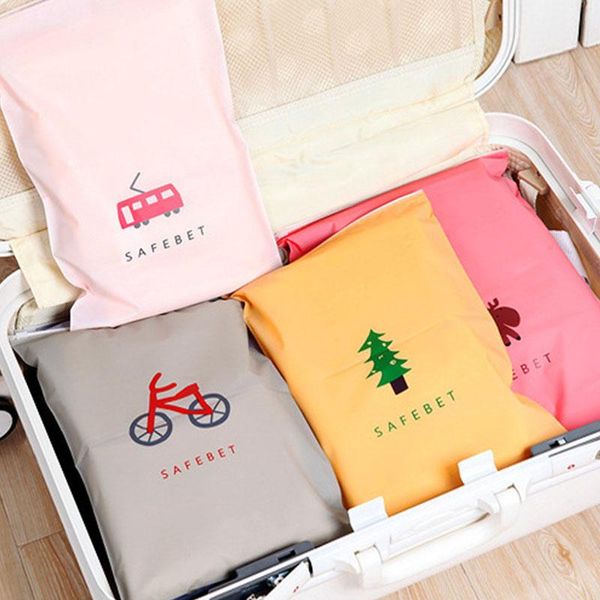clothing & wardrobe storage 1pcs/pack valise home supplies eco-friendly shoes bags portable pvc dustproof bag dampproof 38*28cm
clothing & wardrobe storage 1pcs/pack valise home supplies eco-friendly shoes bags portable pvc dustproof bag dampproof 38*28cm