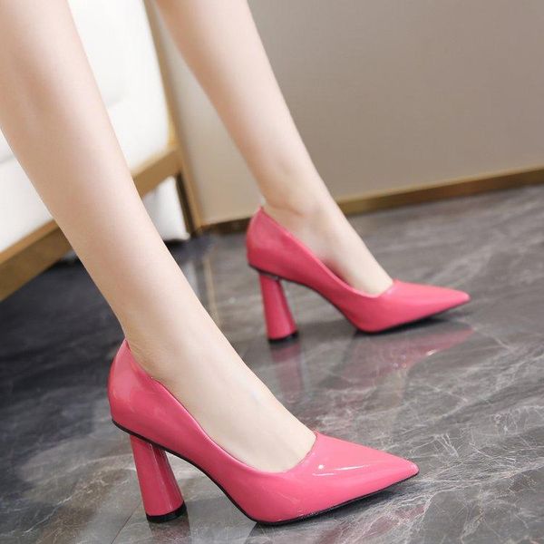 dress shoes 2021 women pumps ol fashion solid color round high heels female spring summer patent leather wedding party woman, Black
dress shoes 2021 women pumps ol fashion solid color round high heels female spring summer patent leather wedding party woman, Black