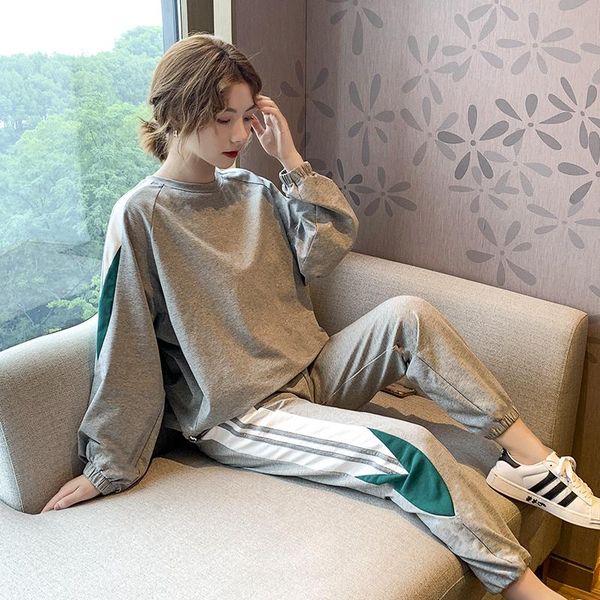 two piece dress spring and autumn leisure sports suit female loose waist hit color round neck sweater two-piece, White
two piece dress spring and autumn leisure sports suit female loose waist hit color round neck sweater two-piece, White