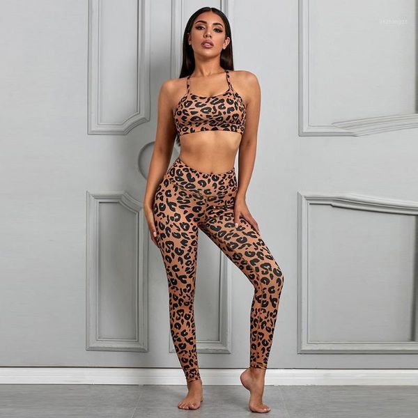 yoga outfit summer seamless set women 2 piece leopard print crop sport bra tank shorts sportsuit workout fitness gym sets
yoga outfit summer seamless set women 2 piece leopard print crop sport bra tank shorts sportsuit workout fitness gym sets