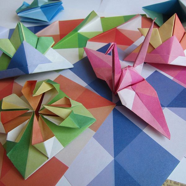 24pcs Kids Color Origami Handmade Toys For Children DIY Paper folding Material Package Geometric Pattern Decoration
24pcs Kids Color Origami Handmade Toys For Children DIY Paper folding Material Package Geometric Pattern Decoration