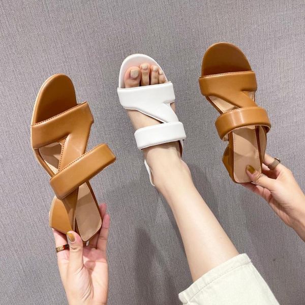 shoes woman 2021 female slippers med big size low new soft rubber concise fabric slides basic rome pu hoof heels shoes med woman, Black
shoes woman 2021 female slippers med big size low new soft rubber concise fabric slides basic rome pu hoof heels shoes med woman, Black