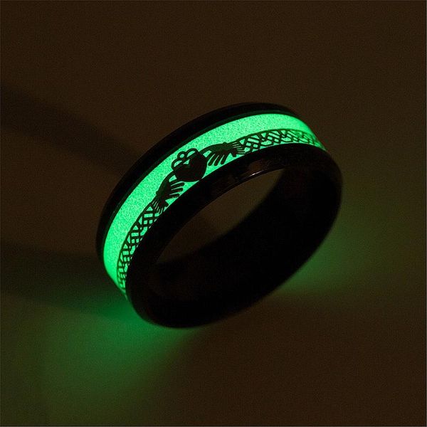 wedding rings classic claddagh couple luminous with hearts in both hands stainless steel carbon fiber men and women give out light, Slivery;golden 
wedding rings classic claddagh couple luminous with hearts in both hands stainless steel carbon fiber men and women give out light, Slivery;golden