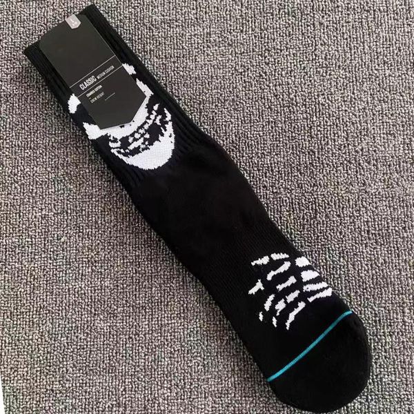 men's socks cool misfits basketball towel bottom cotton sport streetwear skateboard calcetines, Black
men's socks cool misfits basketball towel bottom cotton sport streetwear skateboard calcetines, Black