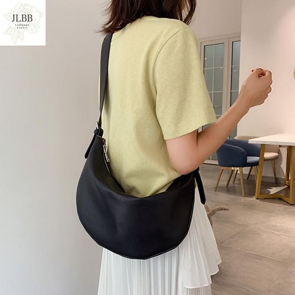 shoulder bags wide strap women pu leather simple designer hobos for female crossbody casual bolsas feminina black
shoulder bags wide strap women pu leather simple designer hobos for female crossbody casual bolsas feminina black