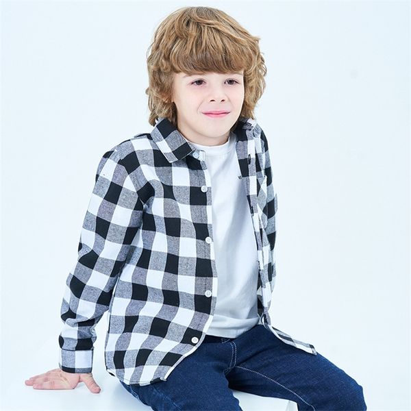 teenager kids boys shirts toddler long sleeve plaid blouse spring autumn pocket cotton children boys flex camicia 8 10 12 years 210306, White;black 
teenager kids boys shirts toddler long sleeve plaid blouse spring autumn pocket cotton children boys flex camicia 8 10 12 years 210306, White;black