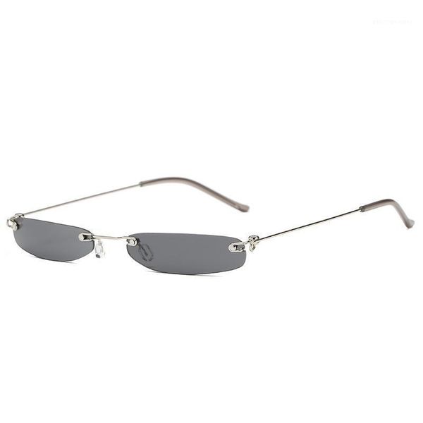 sunglasses trend exquisite fashion small frame square wild street shooting catwalk ocean lens glasses, White;black
sunglasses trend exquisite fashion small frame square wild street shooting catwalk ocean lens glasses, White;black