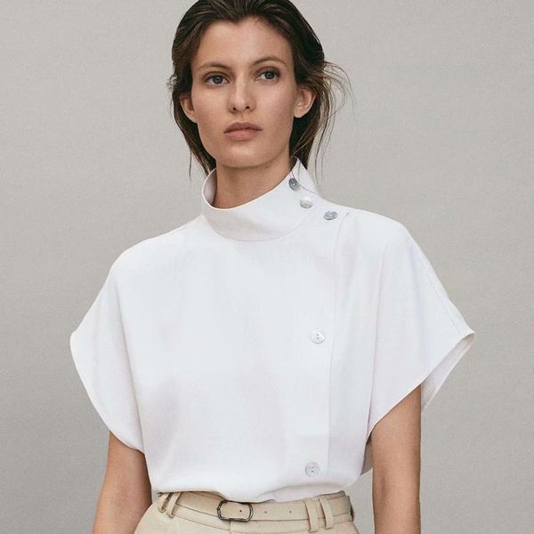 md 2021 boho style fashion solid simple causal turtleneck buttons off-shoulder blouse women loose blusas female ropa mujer, White
md 2021 boho style fashion solid simple causal turtleneck buttons off-shoulder blouse women loose blusas female ropa mujer, White