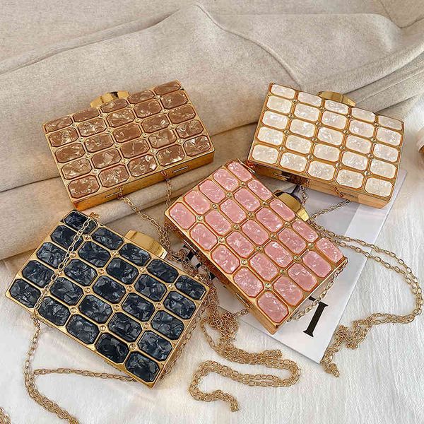 2021 dinner bag marble lock chain one shoulder messenger
2021 dinner bag marble lock chain one shoulder messenger