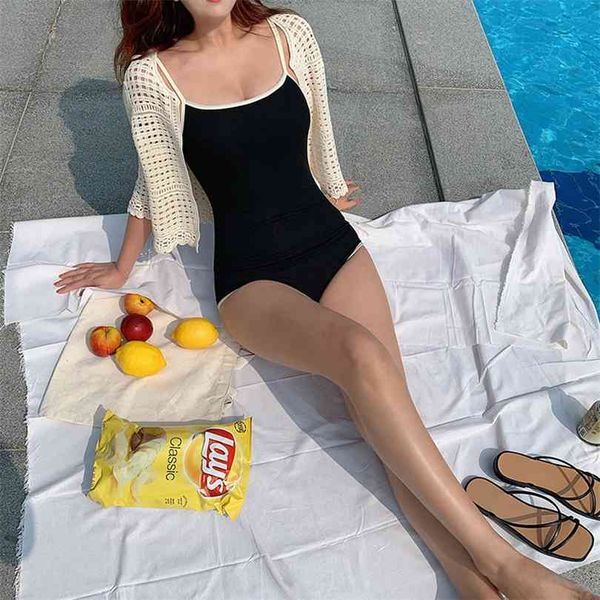 backless korean style swimwear women push up swimsuit bathing suit monokini beachwear 210728, White;black
backless korean style swimwear women push up swimsuit bathing suit monokini beachwear 210728, White;black