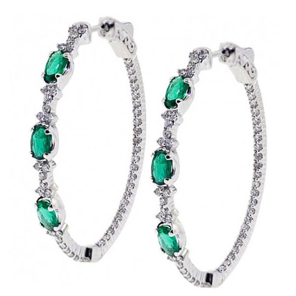 hoop & huggie huitan vintage earrings for women with green cubic zirconia bling earring beauty anniversary gift female jewelry 2021, Golden;silver
hoop & huggie huitan vintage earrings for women with green cubic zirconia bling earring beauty anniversary gift female jewelry 2021, Golden;silver