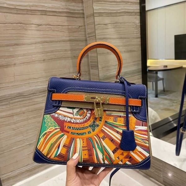 wholesale same messenger bag shoulder one 2021 h leather women's bag exclusive luxuryss designerss yw
wholesale same messenger bag shoulder one 2021 h leather women's bag exclusive luxuryss designerss yw