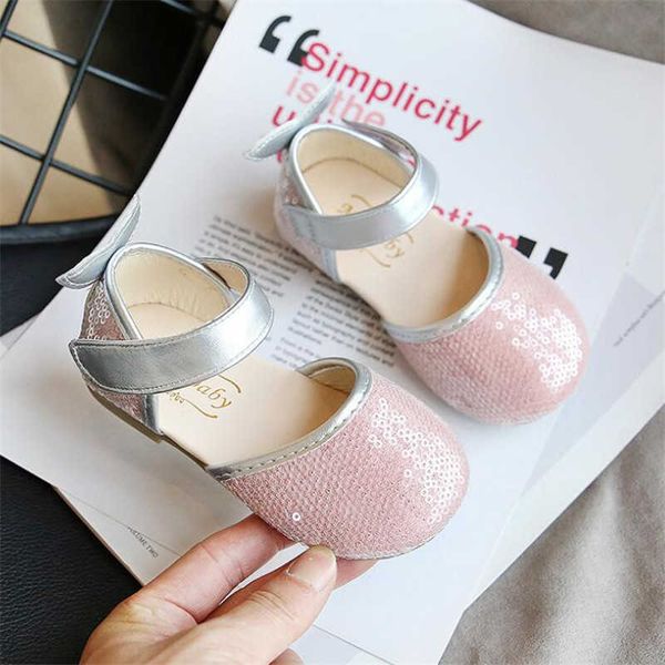 2021 children's casual shoes girls sweet fashion bow princess baby soft-soled toddler sequined 21-30 x0703, Black;red
2021 children's casual shoes girls sweet fashion bow princess baby soft-soled toddler sequined 21-30 x0703, Black;red