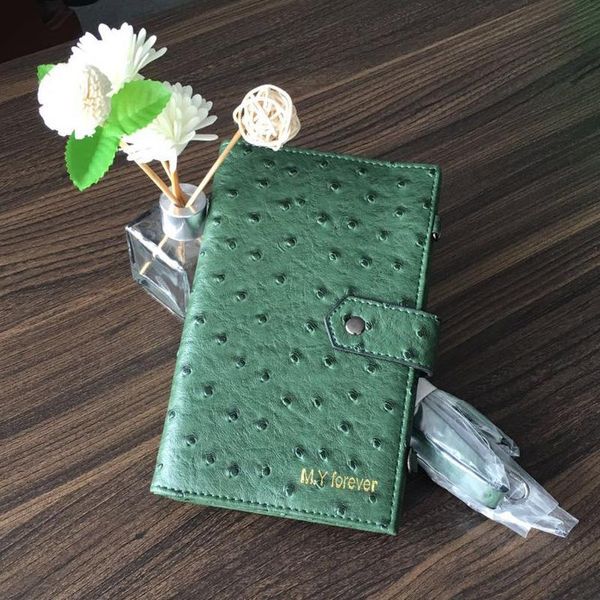 wallets 2021 ostrich women custom golden embossed good quality phone purse, Red;black
wallets 2021 ostrich women custom golden embossed good quality phone purse, Red;black