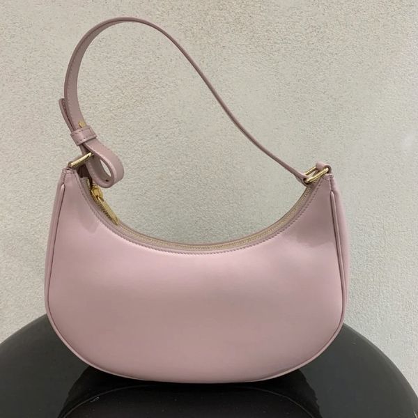 design 2021 new liqin lisa same underarm half round shoulder hand leather women's crescent bag 0hx9
design 2021 new liqin lisa same underarm half round shoulder hand leather women's crescent bag 0hx9