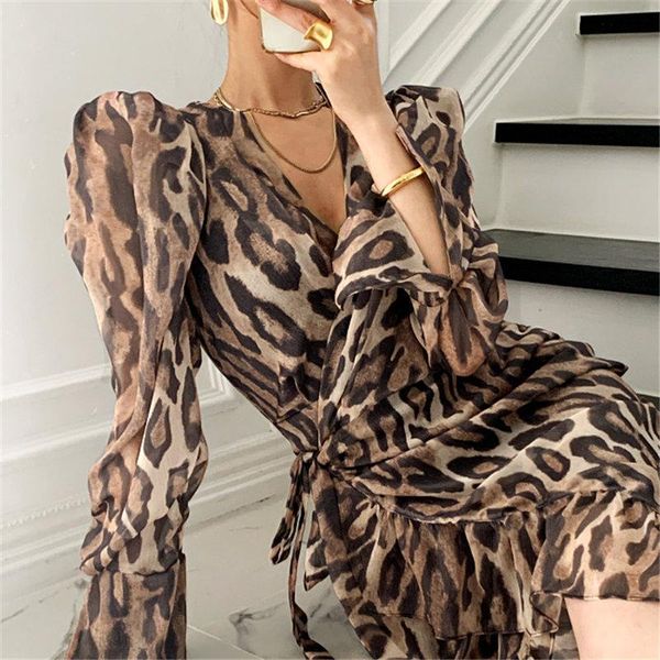 casual dresses women animal printed high waist 2021 retro chic slim leopard female streetwear summer office lady elegant dress, Black;gray
casual dresses women animal printed high waist 2021 retro chic slim leopard female streetwear summer office lady elegant dress, Black;gray