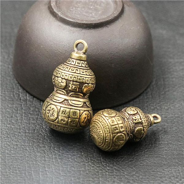 decorative objects & figurines antique solid brass gourd bell miniature retro copper animal tea pet deskornament decor crafts keychain p
decorative objects & figurines antique solid brass gourd bell miniature retro copper animal tea pet deskornament decor crafts keychain p