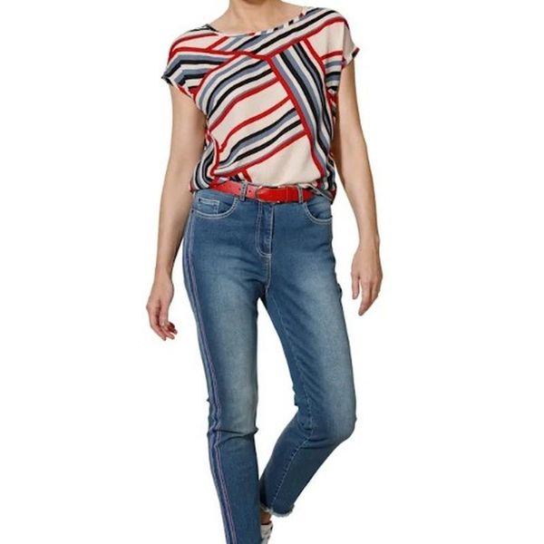 women's t-shirt the round neck geometric striped hedging crop short-sleeved summer 2021 graphic tee y2k aesthetic, White
women's t-shirt the round neck geometric striped hedging crop short-sleeved summer 2021 graphic tee y2k aesthetic, White