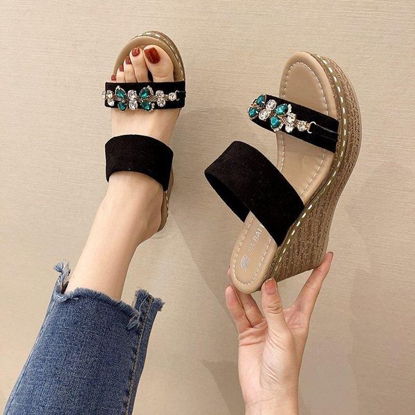 slippers 2021 summer style fashion rhinestone decorative temperament women's wedge heel platform shoes, Black
slippers 2021 summer style fashion rhinestone decorative temperament women's wedge heel platform shoes, Black