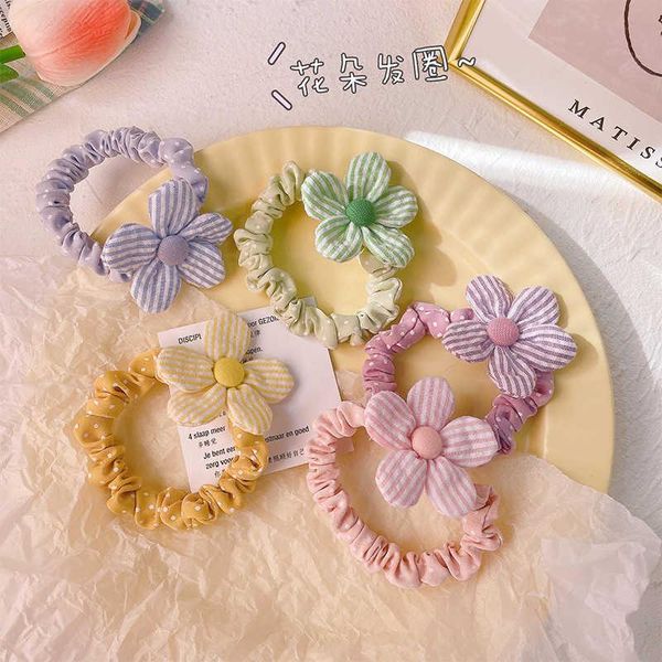 hair accessories korean fat intestine circle lovely ornament sweet flower small stripe does not hurt rope, Slivery;white
hair accessories korean fat intestine circle lovely ornament sweet flower small stripe does not hurt rope, Slivery;white