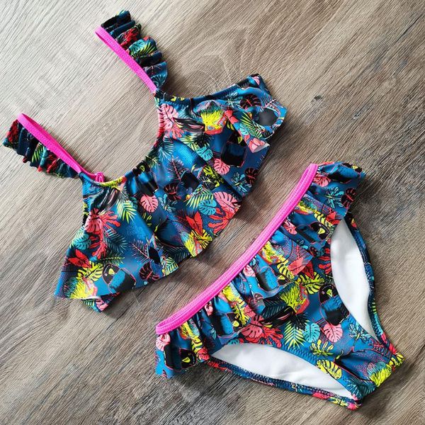 3-14y girl swimsuit tropical two piece children's swimwear ruffle little girl bikini set flounce bathing suit beachwear kid
3-14y girl swimsuit tropical two piece children's swimwear ruffle little girl bikini set flounce bathing suit beachwear kid