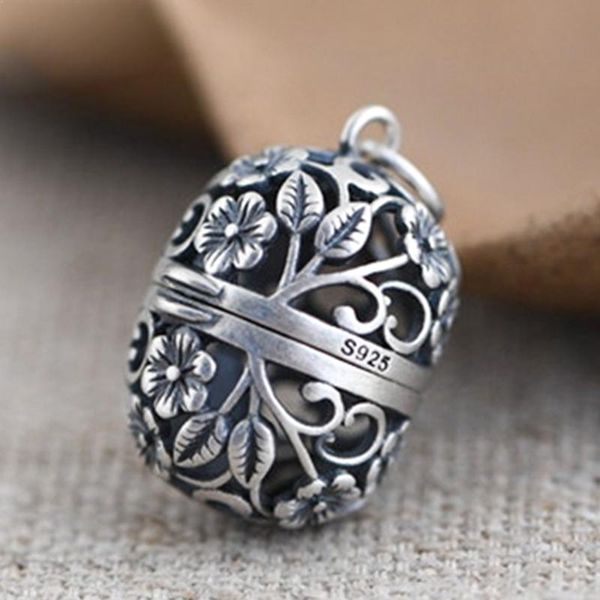 chains 925 sterling silver fashion hollow plum blossom openable sachet necklace pendant women's simple art jewelry
chains 925 sterling silver fashion hollow plum blossom openable sachet necklace pendant women's simple art jewelry