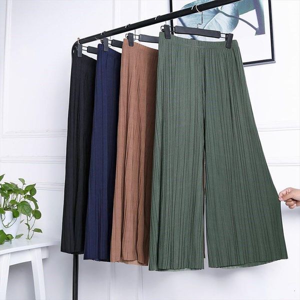 spring pleated chiffon summer women capri high waisted trousers baggy straight pantalones de mujer, Black;white
spring pleated chiffon summer women capri high waisted trousers baggy straight pantalones de mujer, Black;white
