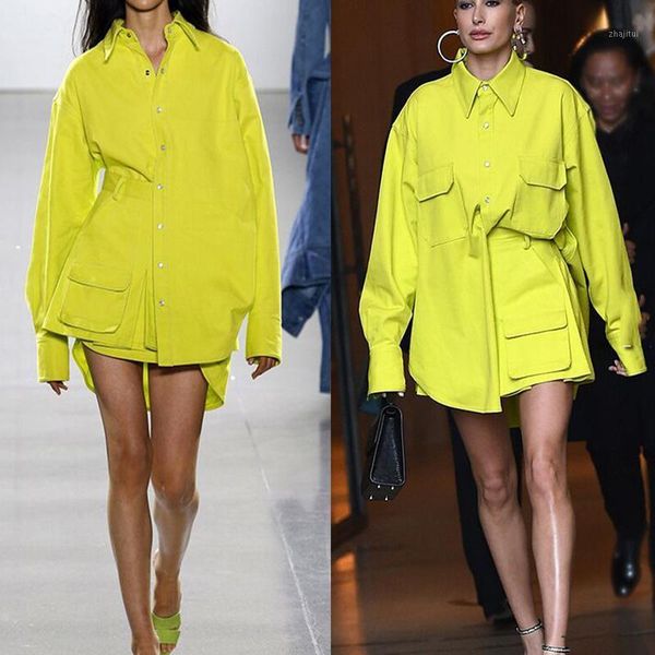 two piece dress european 2021 women's yellow suit loose stand collar drop shoulder sleeve shirt + high waist short skirt set, White
two piece dress european 2021 women's yellow suit loose stand collar drop shoulder sleeve shirt + high waist short skirt set, White