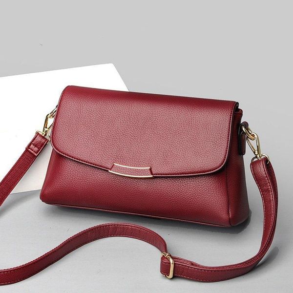 cross body simple small flap bags lady casual messenger for women genuine leather handbags shoulder crossbody bolsas feminina
cross body simple small flap bags lady casual messenger for women genuine leather handbags shoulder crossbody bolsas feminina