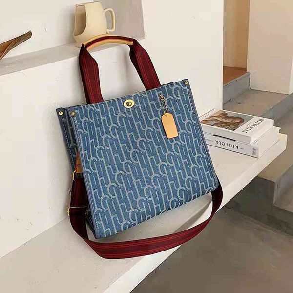 net red canvas large capacity one-shoulder messenger bag female 2021 trend portable korean version of the french
net red canvas large capacity one-shoulder messenger bag female 2021 trend portable korean version of the french