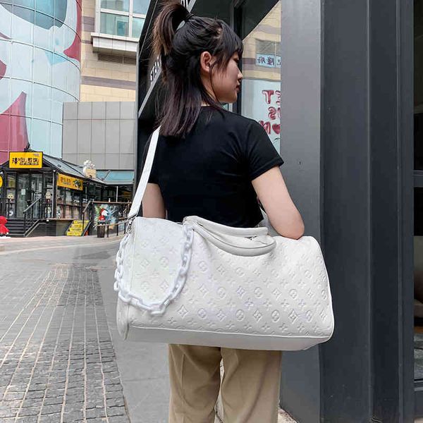 travelling bag duffel s 2021 pu embossed fashion travel women's large capacity hand luggage men's and sports fitness
travelling bag duffel s 2021 pu embossed fashion travel women's large capacity hand luggage men's and sports fitness